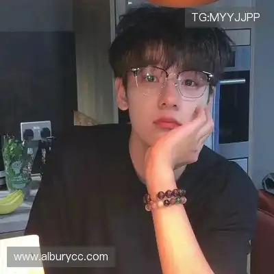 韶诚洁